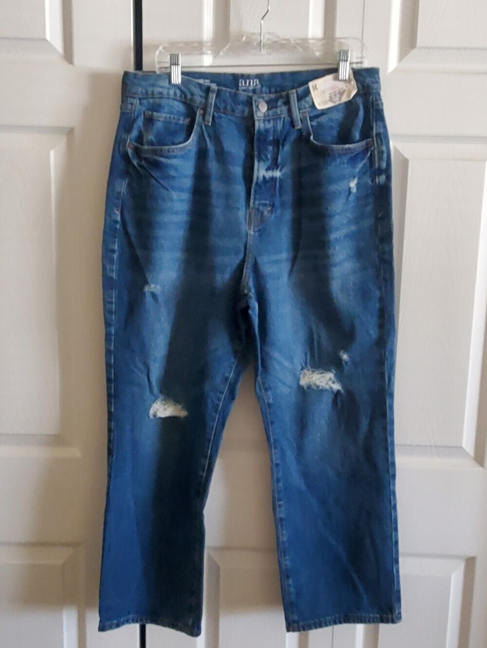 ANA NWT SZ 14 HIGHEST RISE VINTAGE STRAIGHT. DENIM. Button Fly Distressed